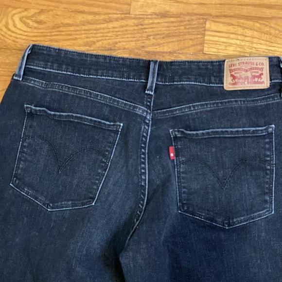 Levi’s Women Classic Mid Rise Skinny size 14 Jean - Picture 4 of 4